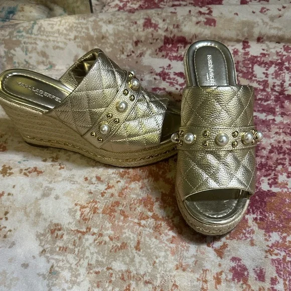 Karl Lagerfeld Gold Quilted Wedge Sandals - Picture 1 of 2